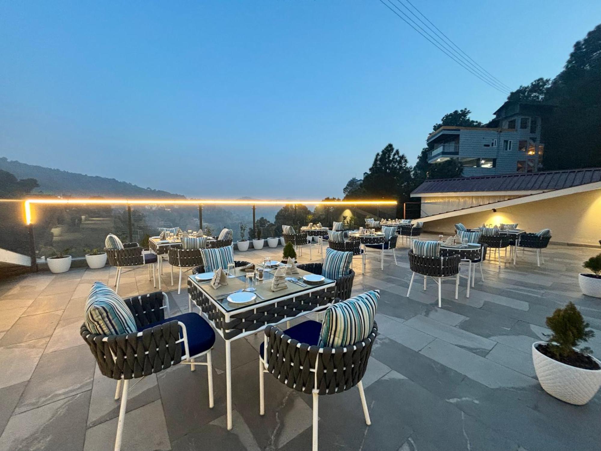 Arnisa Kasauli - A Boutique Hotel Exteriör bild